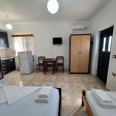 Apartments Vela Ksamil Exterior foto